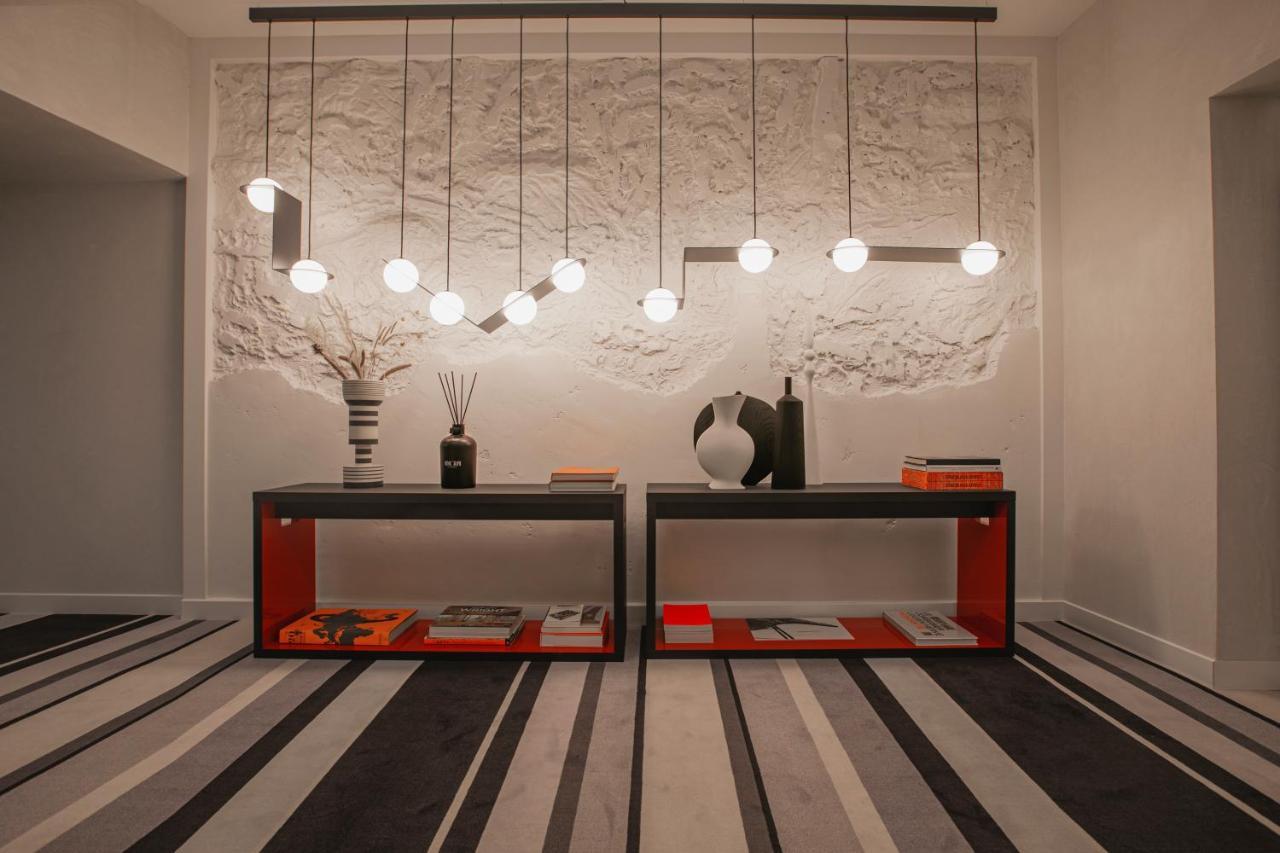 Monograph Freedom Square Hotel Tbilisi Ngoại thất bức ảnh Interior of the hotel