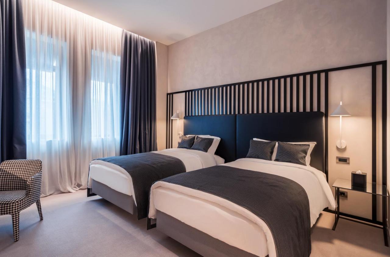 Monograph Freedom Square Hotel Tbilisi Ngoại thất bức ảnh