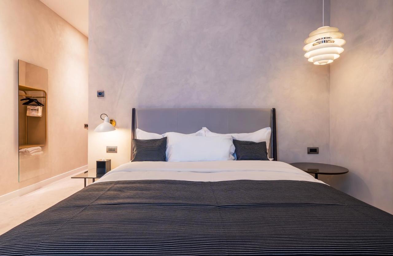 Monograph Freedom Square Hotel Tbilisi Ngoại thất bức ảnh